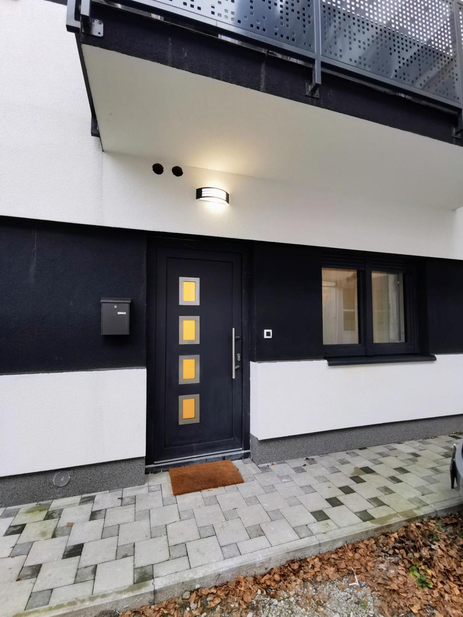 Apartment Fala - Self Check-In 0-24, Fast Wi Fi, City Center 萨格勒布 外观 照片