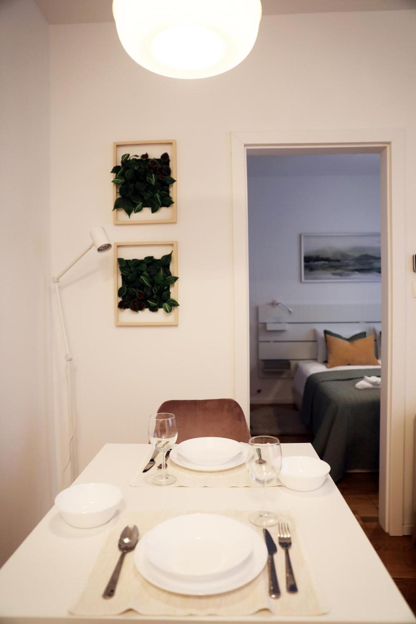 Apartment Fala - Self Check-In 0-24, Fast Wi Fi, City Center 萨格勒布 外观 照片