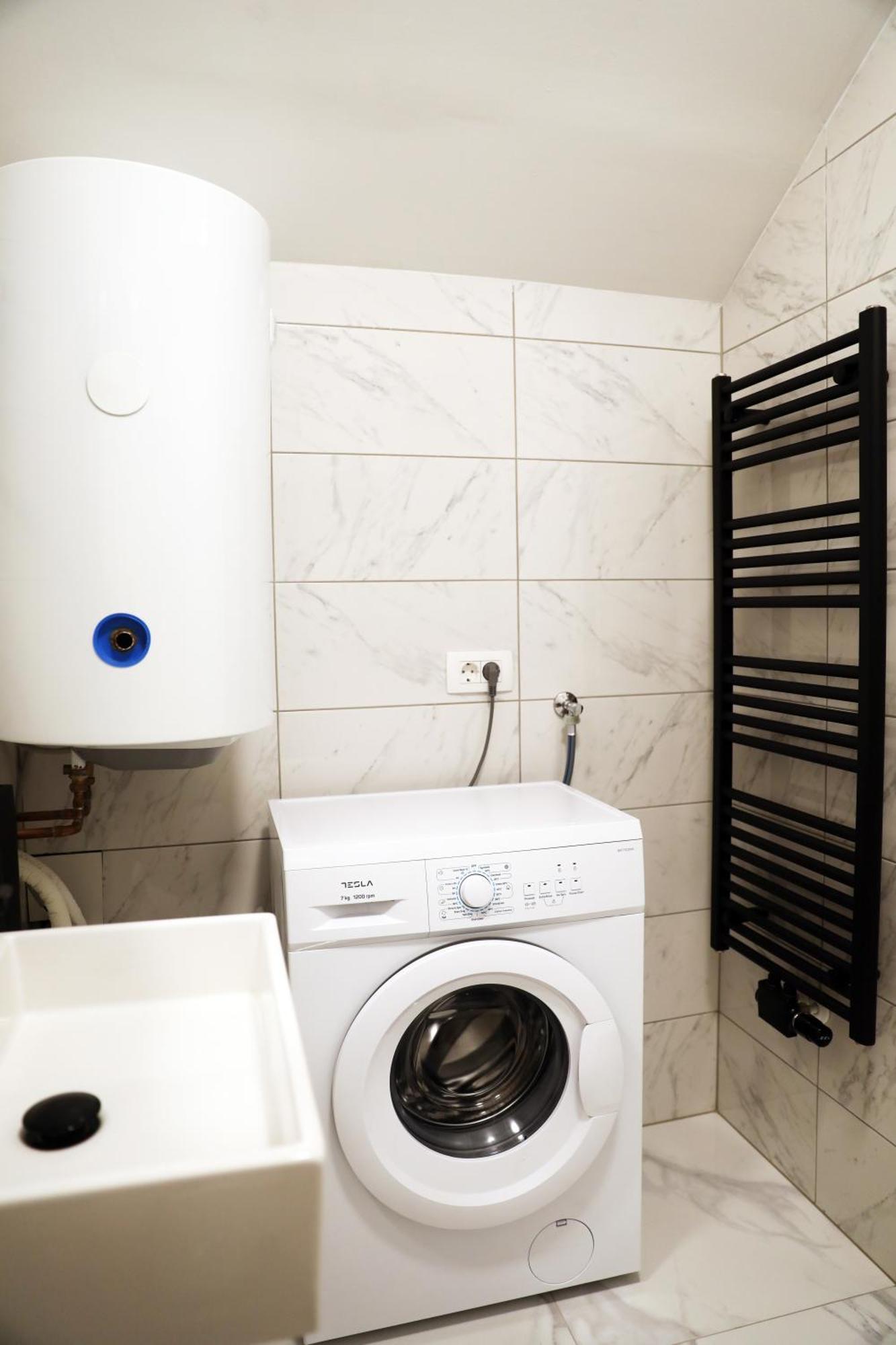 Apartment Fala - Self Check-In 0-24, Fast Wi Fi, City Center 萨格勒布 外观 照片