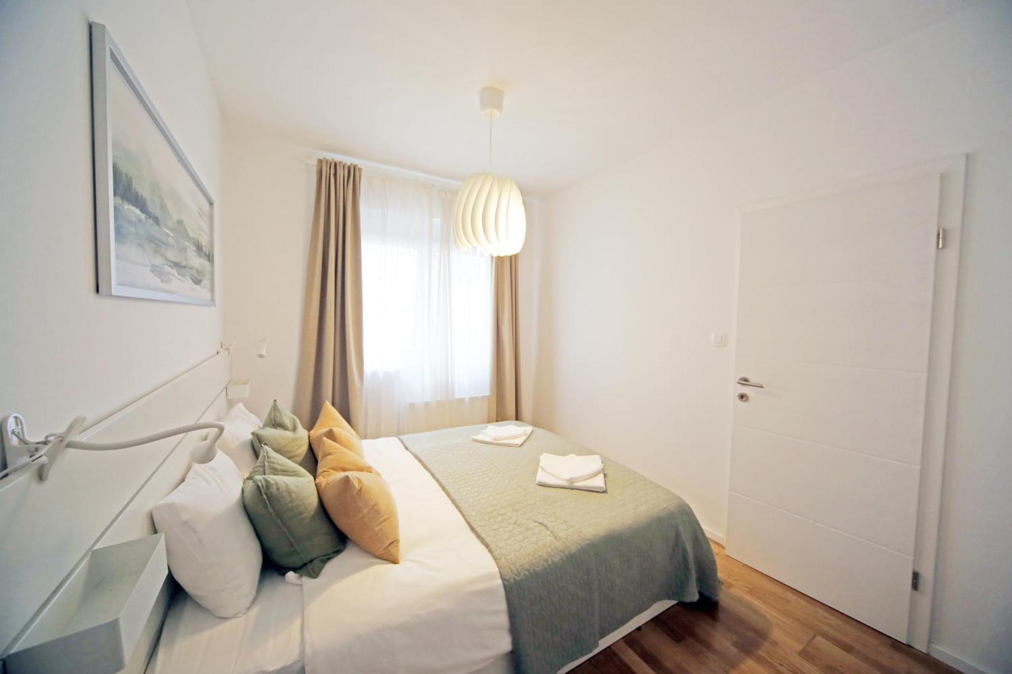 Apartment Fala - Self Check-In 0-24, Fast Wi Fi, City Center 萨格勒布 外观 照片