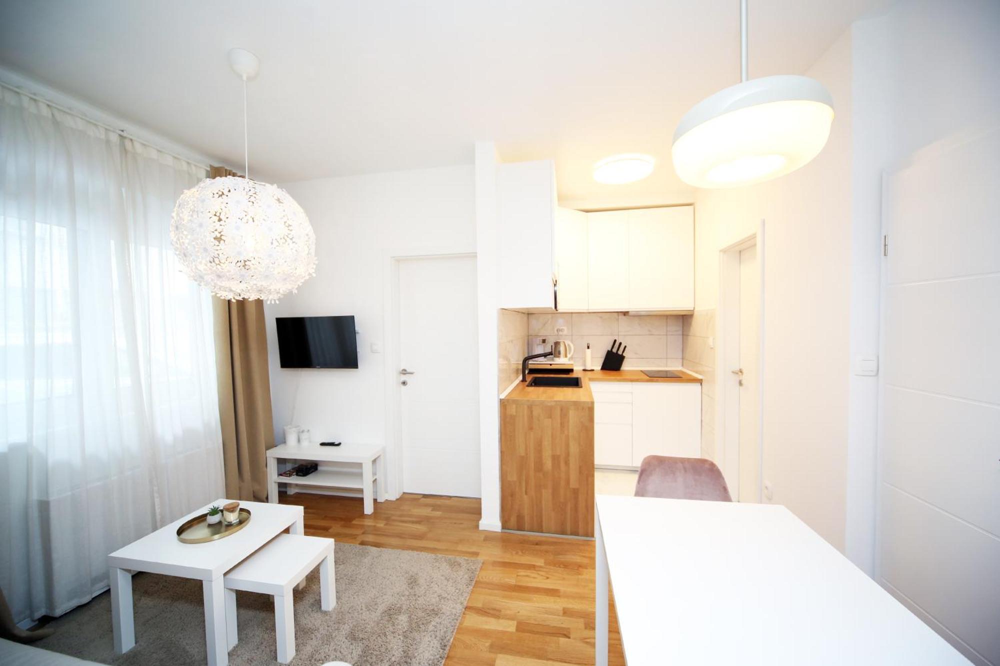 Apartment Fala - Self Check-In 0-24, Fast Wi Fi, City Center 萨格勒布 外观 照片